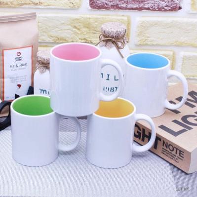 리빙화이트 직선인칼라머그컵